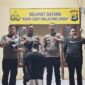 Tersangka F setelah berhasil diamankan sebelum dijebloskan sel tahanan, Sabtu 27 Juni 2026 | Dok. Humas Polres Tanggamus.