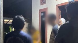 Oknum Kepala SPPG di Kota Agung Tanggamus yang diduga digrebek istri sah di salah satu kontrakan di Pekon Kota Batu, Kota Agung, Selasa 28 Juli 2026 | Viona/Ist/Media Prioritastv.com.
