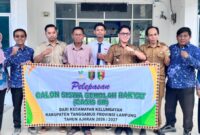 PSNK Kelumbayan saat foto bersama Ahmad Sulton sebelum berangkat ke  Lampung Selatan, Selasa 28 Juli 2026 | Ist/Media Prioritastv.com.