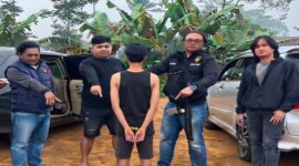 Tersangka setelah ditangkap sebelum dijebloskan ke sel tahanan, Kamis 30 Juli 2026 | Dok. Polres Lampung Barat.