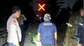 Polisi saat melakukan pemeriksaan TKP di Panjang Utara, Kamis 30 Juli 2026 malam | Dok. Polresta Bandar Lampung.