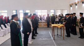 Bupati Tanggamus H. Moh. Saleh Asnawi saat melantik 78 pejabat di GSG Islamic Center Kota Agung, Rabu 26 Agustus 2026 | Herdi/Media Prioritastv.com.