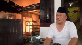 Kolase foto kebakaran gudang Diamond Berkah dan saat H. Oji menceritakan detik-detik kebakaran rumah yang disewanya untuk gudang, Sabtu 1 Agustus 2026 | Herdi/Media Prioritastv.com.