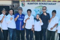 Foto bersama usai pembentukan pengurus baru Laskar Lampung di Pantai Muara Indah, Minggu 2 Agustus 2026 | Dok. Laskar Lampung Tanggamus.