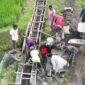 Pembuatan irigasi sawah di Desa Sejahtera Baru, Kecamatan Babul Makmur, Kabupaten Aceh Tenggara, Provinsi Aceh | Dok. KemenPU.