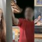 Kolase foto korban saat memberikan penjelasan dan saat pria berbaju merah melakukan penganiaan serta korban ketika melapor di Polsek Talang Padang, Jumat 14 Agustus 2026 | Dok. Tangkapan Layar Video.