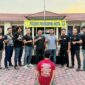 AS alias 'Andi Lau' yang ditangkap polisi dengan memakai kaus dengan tulisan yang mencuri perhatian sebelum dijebloskan ke sel tahanan, Jumat 14 Agustus 2026 | Dok. Humas Polres Pringsewu.