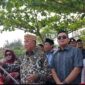 Wakil Ketua I DPRD Tanggamus M. Rangga Putra Hakim saat mendampingi Bupati Tanggamus H. Moh. Saleh Asnawi di Pantai Muara Indah, Kota Agung, Jumat 14 Agustus 2026 | Herdi/Media Prioritastv.com.