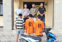 Ketiga pelajar, tersangka jambret handphone di Jalinbar Lakaran, Wonosobo, Tanggamus sebelum dilimpahkan ke PPA Satreskrim Polres Tanggamus, Minggu 16 Agustus 2026 | Dok. Humas Polres Tanggamus.