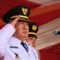 Bupati Tanggamus H. Moh. Saleh Asnawi saat memimpin upacara HUT ke 81 Republik Indonesia di Lapangan Merdeka, Kota Agung, Senin 17 Agustus 2026 | Herdi/Media Prioritastv.com.
