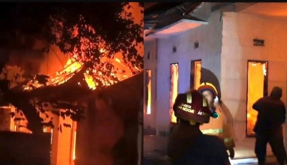 Kolase foto saat kebakaran di Desa Budi Aji, Kecamatan Simpang Pematang, Kabupaten Mesuji, Lampung, Minggu (30/8/2026) dini hari yang terekam kemera dan saat proses pemadaman | ist/Media Prioritastv.com.