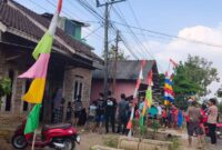 Warga saat berkerumun usai korban tersengat listrik usai di evakuasi ke fasilitas kesehatan di Pekon Argomulyo, Kecamatan Sumberejo, Tanggamus, Selasa 25 Agustus 2026 | ist/Media Prioritastv.com.