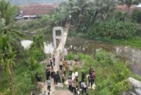 Proses Perbaikan Jembatan Gantung Tanjung Raja Tanggamus, Selasa 1 September 2026 | Dok. Humas Polres Tanggamus.