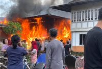 Kebakaran yang terjadi di Pekon Hujung, Kecamatan Belalau, Kabupaten Lampung Barat, Minggu 20 September 2026, sore | ist/Media Prioritastv.com.