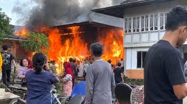 Kebakaran yang terjadi di Pekon Hujung, Kecamatan Belalau, Kabupaten Lampung Barat, Minggu 20 September 2026, sore | ist/Media Prioritastv.com.