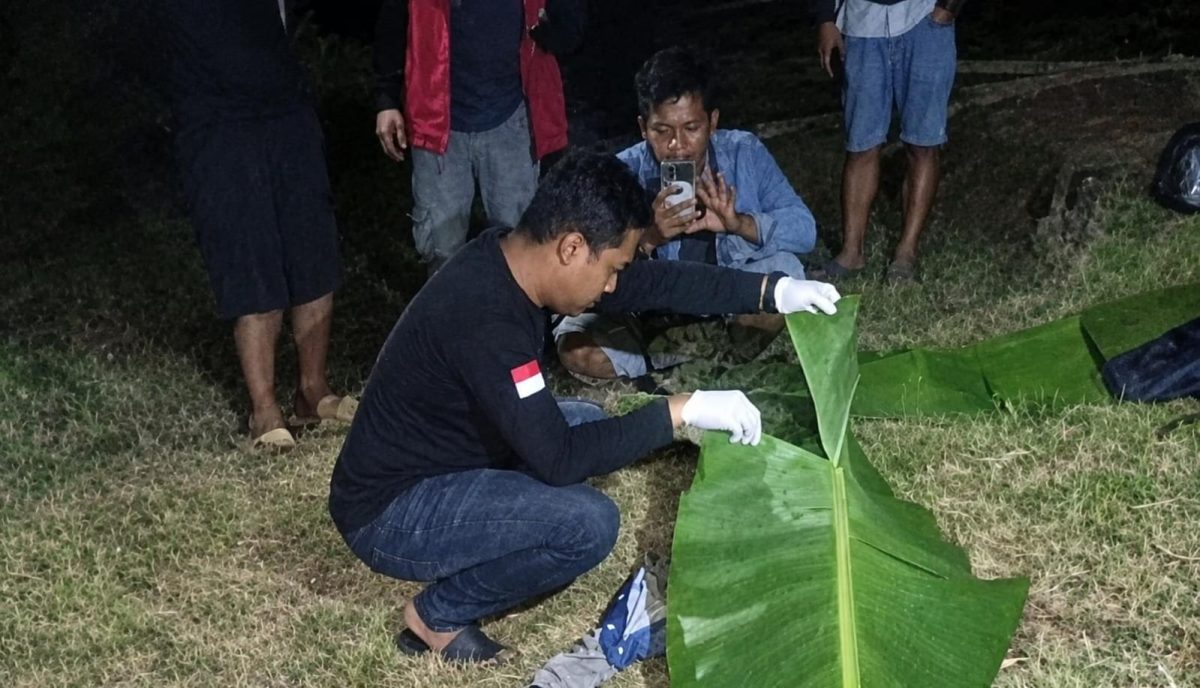 Jasad korban berada di lokasi sebelum dievakuasi polisi RS Bhayangkara, Jumat 25 September 2026 dinihari | ist/Media Prioritastv.com.