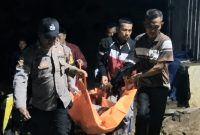 Jenazah korban saat dievakuasi polisi ke Rumah Sakit Bhayangkara Polda Lampung, Jumat 25 September 2026 | ist/Media Prioritastv.com.