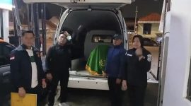 Jenazah Siti Maimunah saat akan diberangkatkak ke Lampung, Jumat 4 September 2026, pukul 00.00 WIB | Dok. Polresta Bandung.