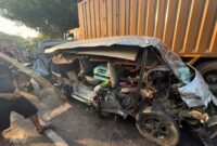 Kendaraan yang mengalami tabrakan di Pesisir Barat, Lampung, Rabu 2 September 2026 | Dok. Polres Peisisir Barat.