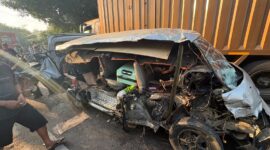 Kendaraan yang mengalami tabrakan di Pesisir Barat, Lampung, Rabu 2 September 2026 | Dok. Polres Peisisir Barat.