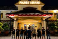 DPO Pembobol Bekas Pabrik Tanggamus bernama Yogi usai ditangkap Polsek Kota Agung dan Polres Serang Banten sebelum dibawa ke Tanggamus | Dok. Humas Polres Tanggamus.