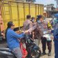 Pembagian Masker oleh Personel Polres Tanggamus, Minggu 6 September 2026 | Dok. Humas Polres Tanggamus.