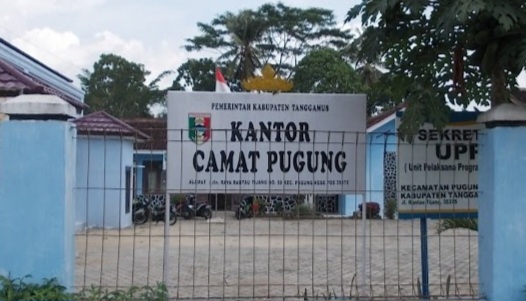 Plang Kantor Kecamatan Pugung, Tanggamus.