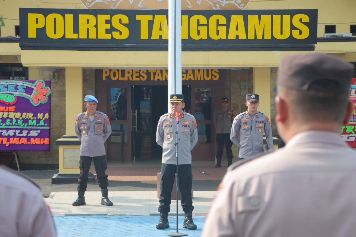 Apel Perdana Kapolres Tanggamus AKBP AH Hudi Arif.