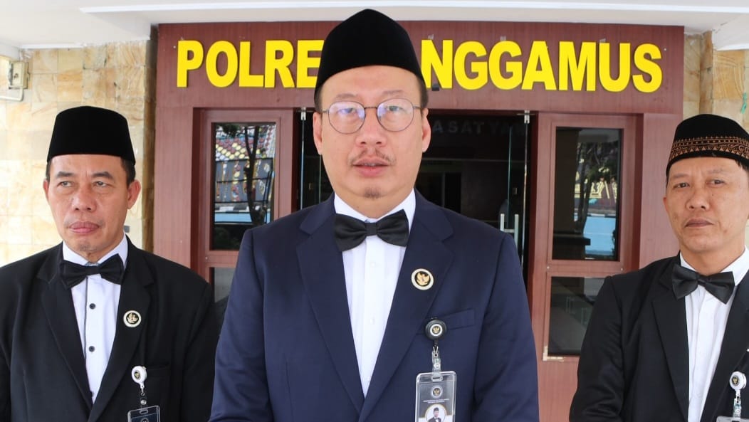 Kepala Kemenhaj Tanggamus Farid Anfasa saat memberikan keterangan pers usai bersilaturahmi dengan Kapolres Tanggamus, AKBP AH Hudi Arif, Kamis 8 Oktober 2026 | ist/Media Prioritastv.com.