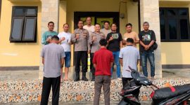 Ketiga Tersangka setelah diamankan di Polsek Wonosobo, Kamis 8 Oktober 2026.