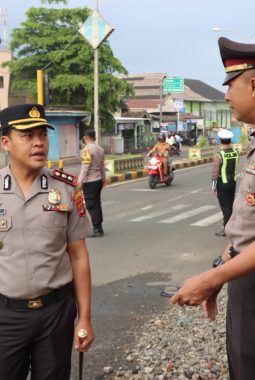 Cek Traffic Light Mati, Kapolres Pimpin Langsung Pengaturan Lalu Lintas di Kota Agung
