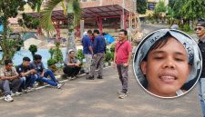 Sejumlah awak media di Kabupaten Tanggamus Lampung yang menunggu keterangan pihak kepolisian di Polres Tanggamus terkait kebenaran penangkapan Kontent Kreator Rohadi Alkantara, (insert, foto Rohadi Alkantara), Kamis 22 Oktober 2026 | ist/Media Prioritastv.com.