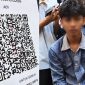 Kolase foto ilustrasi barcode pembayaran QRIS dan pelaku yang melakukan pergantian QRIS di Angkringan Soka Maliosewu, Pringsewu | ist/Media Prioritastv.com.