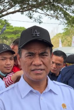 Mentan Andi Amran Sulaiman Hadiri Hari Tani Nasional di Nggruput Pringsewu Lampung, Harga Singkong Disebut Naik Jadi Rp3.000 per Kg
