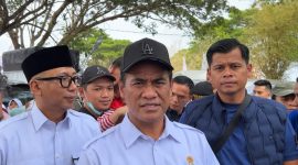 Mentan Amran saat memberikan keterangan pers di Nggruput Pringsewu, Minggu 25 Oktober 2026.